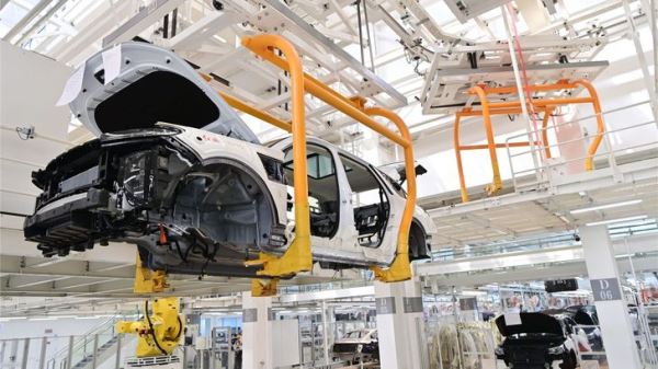 Крупный российский автозавод возобновит производство после 10-летнего простоя