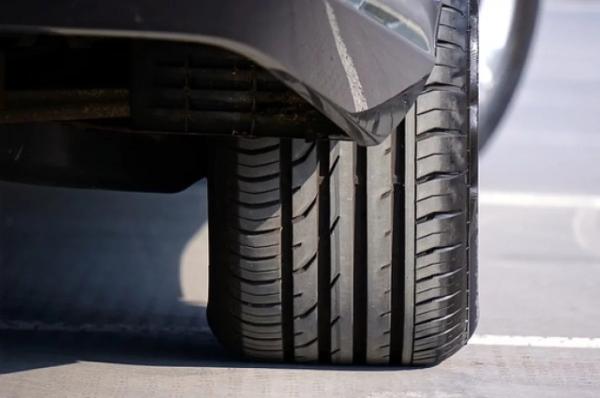 Россиян предупредили, что мошенники применяют ИИ в схемах по покупке авто