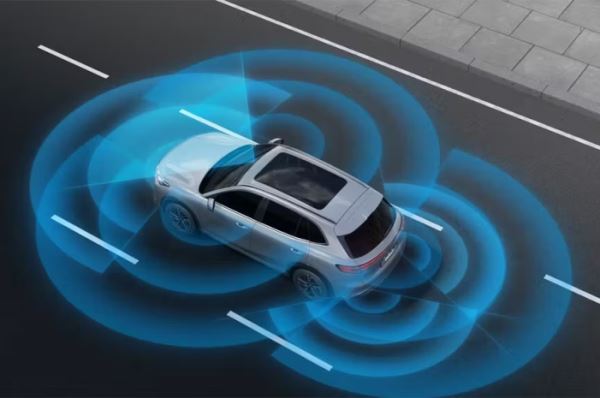 Стал известен список комплектаций нового гибрида Geely EX5 EM-i