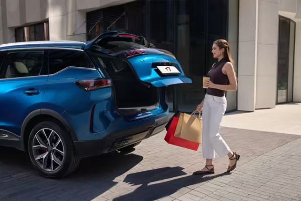 Новый российский бренд TENET в лидерах рынка