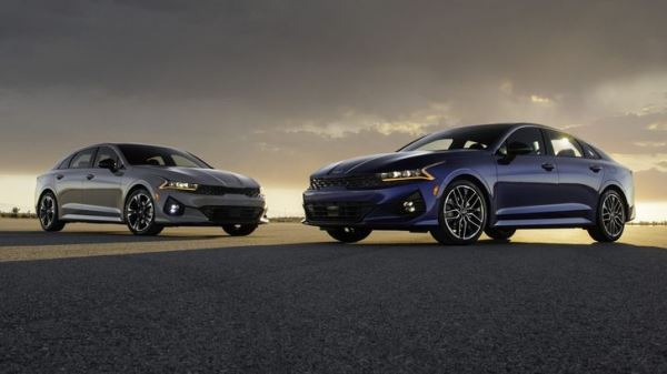 Kia отзывает более 250 000 популярных седанов из-за возможной утечки топлива