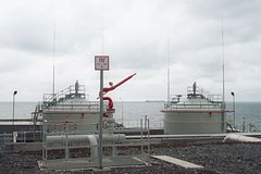 Минэнерго Казахстана раскритиковало атаку на нефтебазу