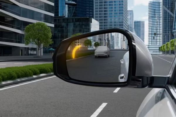 Стал известен список комплектаций нового гибрида Geely EX5 EM-i