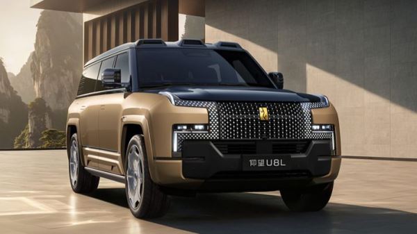 Таких еще не было: представлен внедорожник с первой в мире цельнолитой алюминиевой рамой